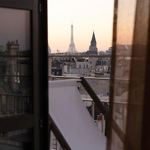 "Premium" Room Terrace Eiffel Tower View